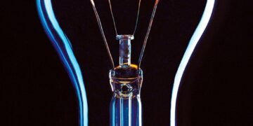 LED vs incandescent - Eco Business News