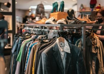 secondhand clothing - Eco Business News