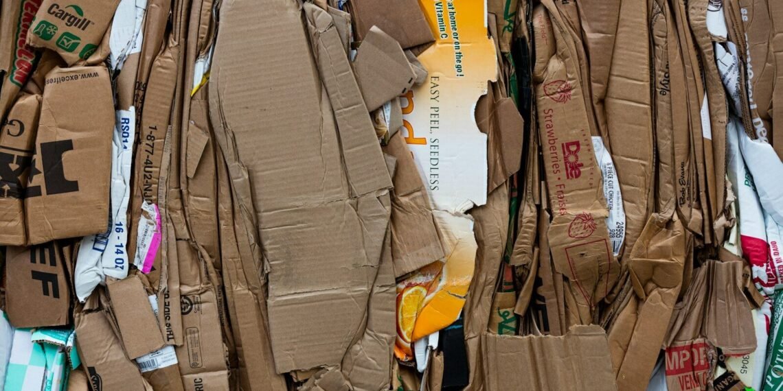 recycled paper packaging Canada - cardboard recycling paper rolls