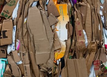 recycled paper packaging Canada - cardboard recycling paper rolls